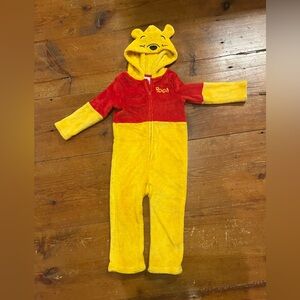 Disney Winnie the Pooh 4T outfit
